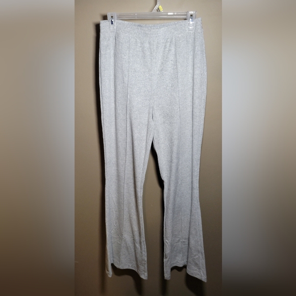 Aerie Medium regular light grey groove-on ribbed velour flare bell bottom high r - Picture 2 of 7
